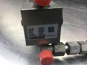 Liebherr Richtingsregelventiel